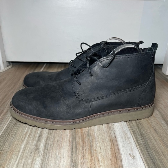 Reef Voyage LE Chukka Low Black Leather Boots Mens Size 12 Lace Up - Picture 1 of 10